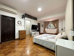 Phillips Avenue (D19), Terrace #572943461